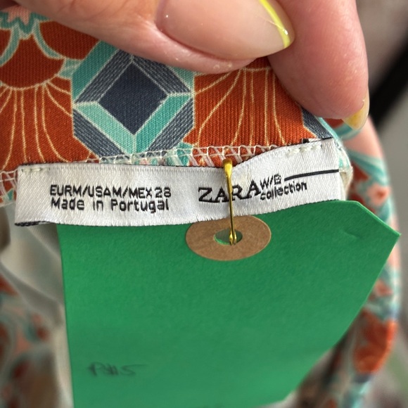 Zara Unique Stylish Women's Patterned Crop Top - Picture 4 of 4